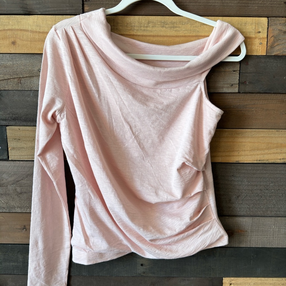 NWT Gorgeous One Sleeve Drape Top in Dusty Rose jersey slub